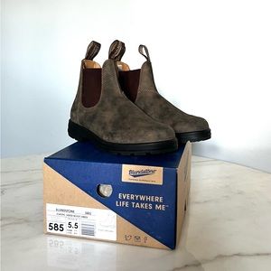 585 Blundstones boots USAW 8.5 USAM 6.5
